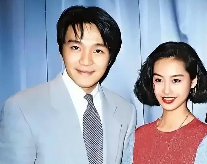 王晶再爆猛料!63岁周星驰未婚未育暗藏隐秘,将一女人藏心底33年(组图) - 10