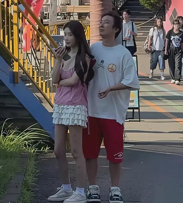 王思聪女友宣示主权，懒懒奢侈品VIP室扫货，看拍照姿势好感全无（组图） - 10