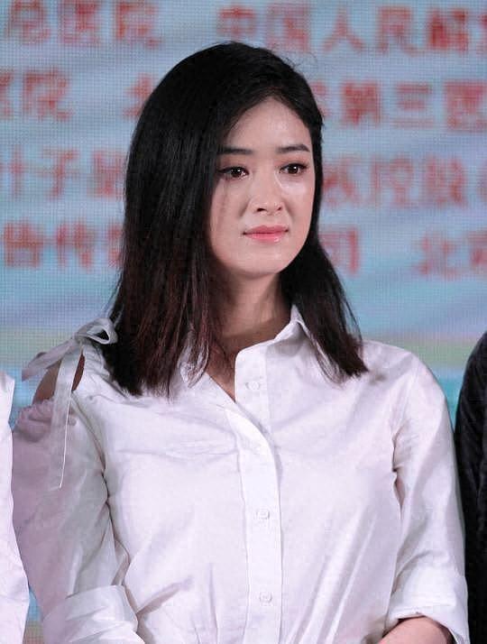 钱再多有什么用？42岁暴瘦脱相崩溃大哭的蒋欣，给所有人提了个醒（组图） - 1