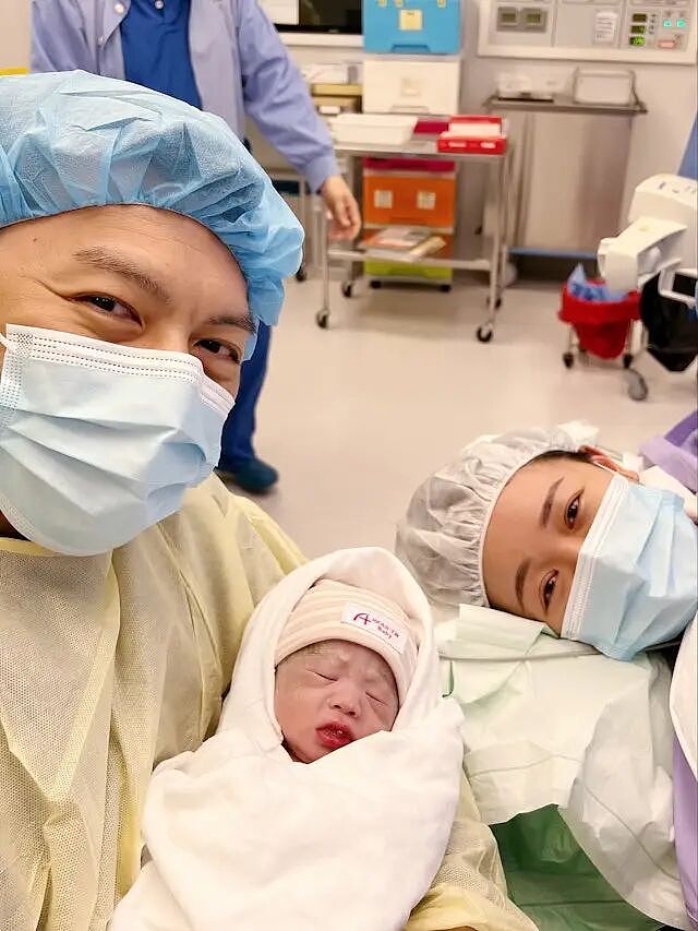 44岁TVB男星再当爸，港姐太太二胎诞下小儿子，因公司人事变动曝光率骤减（组图） - 4