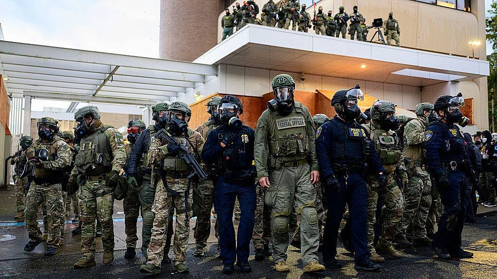 美国法官颁永久禁令阻特朗普出兵波特兰，强调派兵超越总统职权（组图） - 1