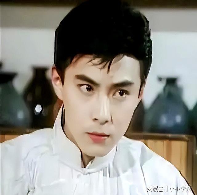 三次结婚两度丧子,60岁无儿无女形象大变的张卫健,经历了什么(组图) - 4