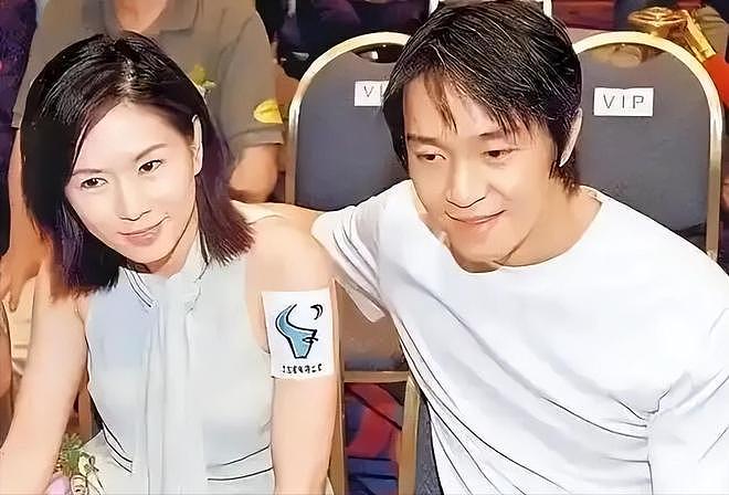 王晶再爆猛料!63岁周星驰未婚未育暗藏隐秘,将一女人藏心底33年(组图) - 4