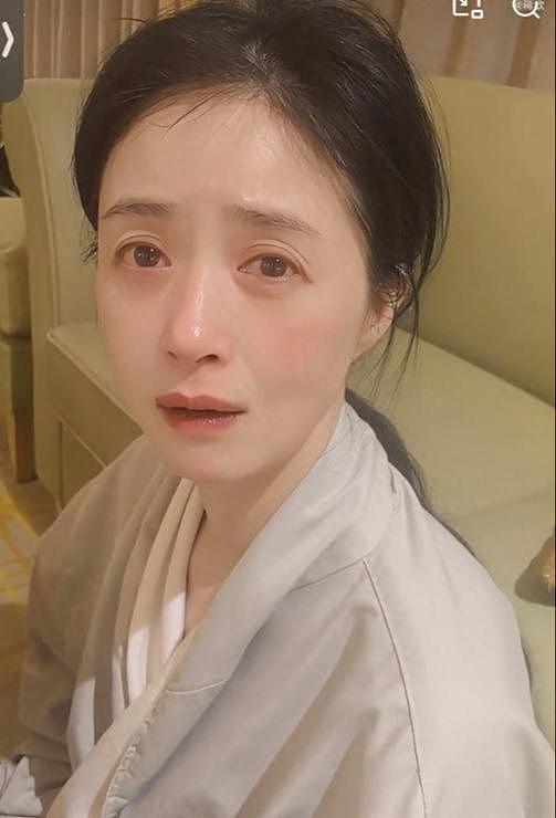 钱再多有什么用？42岁暴瘦脱相崩溃大哭的蒋欣，给所有人提了个醒（组图） - 12