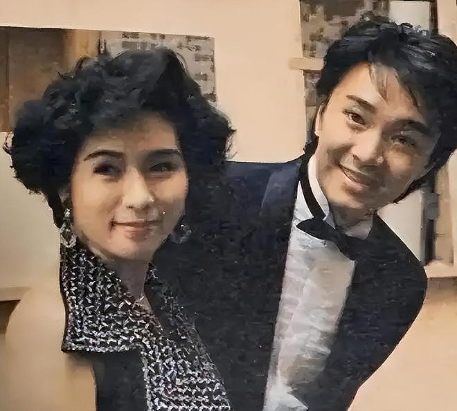 王晶再爆猛料!63岁周星驰未婚未育暗藏隐秘,将一女人藏心底33年(组图) - 6