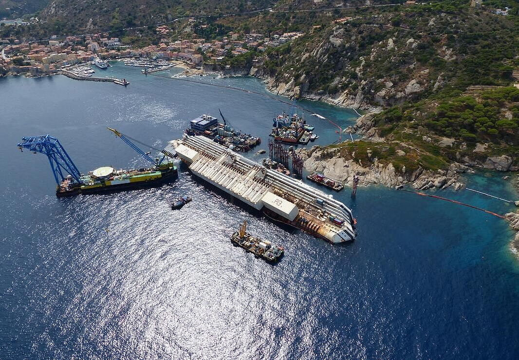 惨!澳洲贵妇坐豪华邮轮被忘在无人岛,发现时人早没了……(组图) - 17