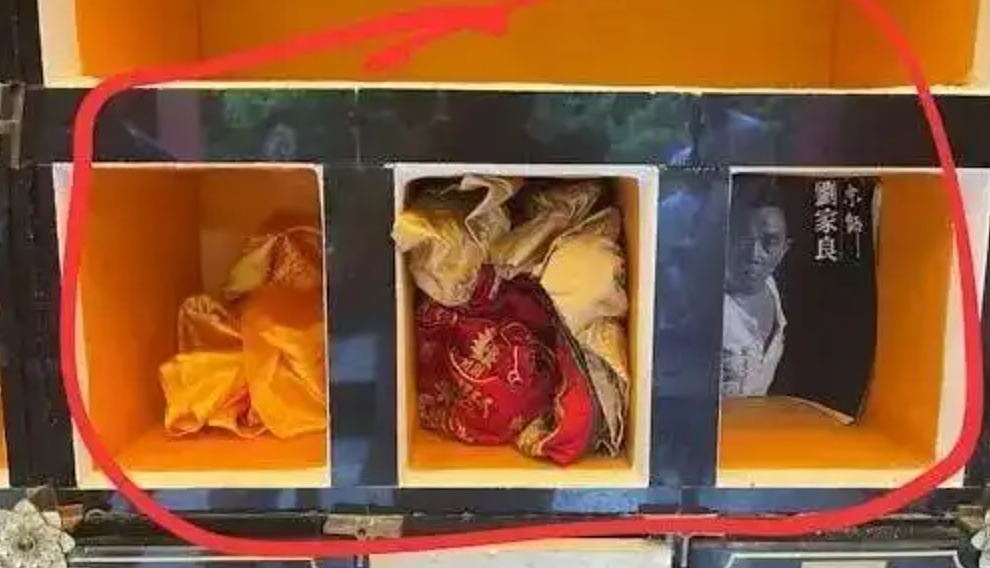 多位名人骨灰盒被盗,家属含泪公开此事,疑与柬埔寨诈骗集团有关(组图) - 2
