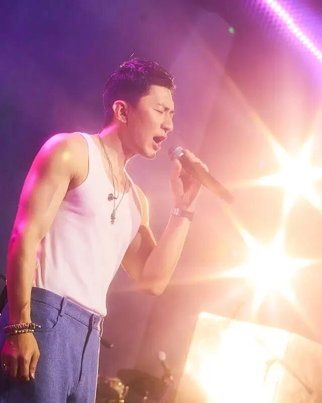 44岁TVB男星再当爸，港姐太太二胎诞下小儿子，因公司人事变动曝光率骤减（组图） - 9