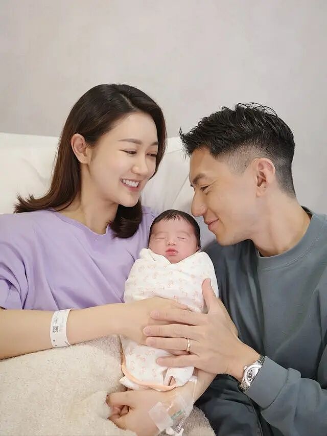 44岁TVB男星再当爸，港姐太太二胎诞下小儿子，因公司人事变动曝光率骤减（组图） - 3