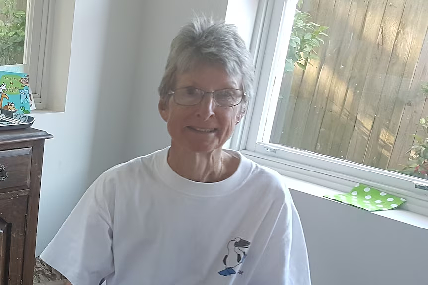 惨!澳洲贵妇坐豪华邮轮被忘在无人岛,发现时人早没了……(组图) - 2