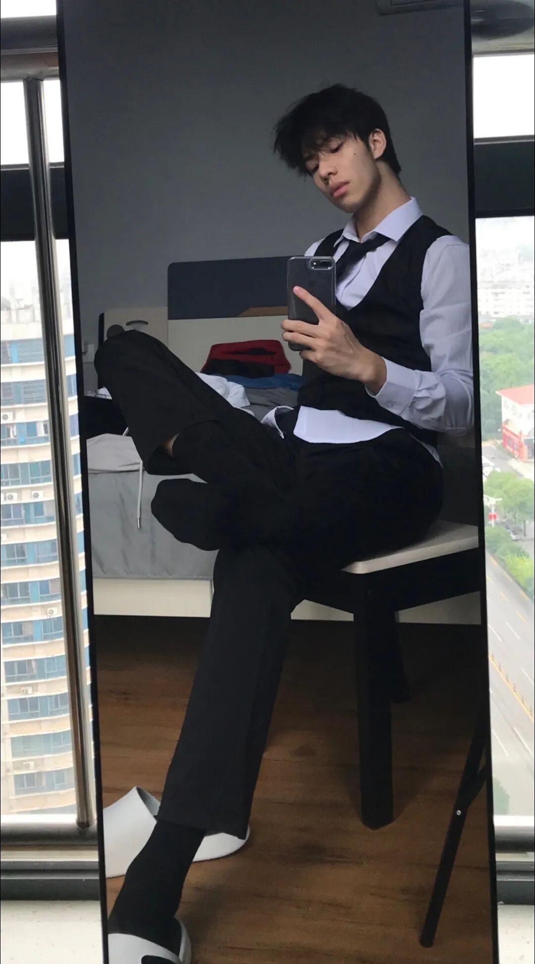 【帅哥】黑魂御用白袜黑皮猛男，看一眼就让人欲罢不能...（组图） - 12