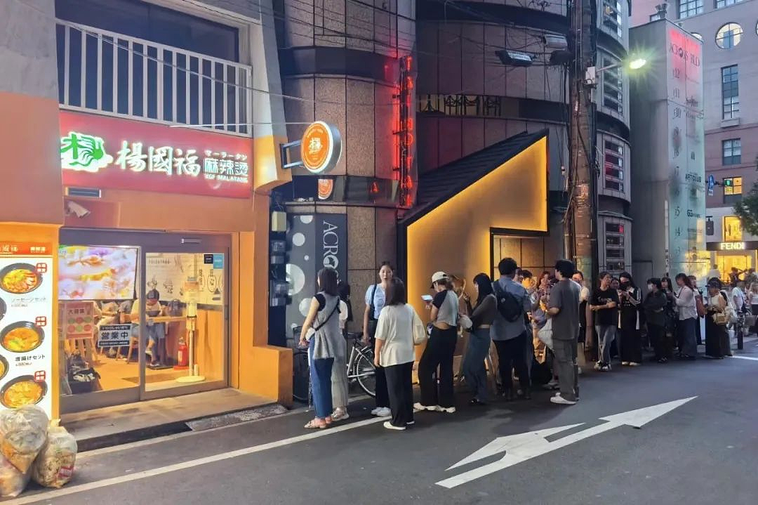 200块一碗的天价麻辣烫，让老外重新认识中餐（组图） - 8