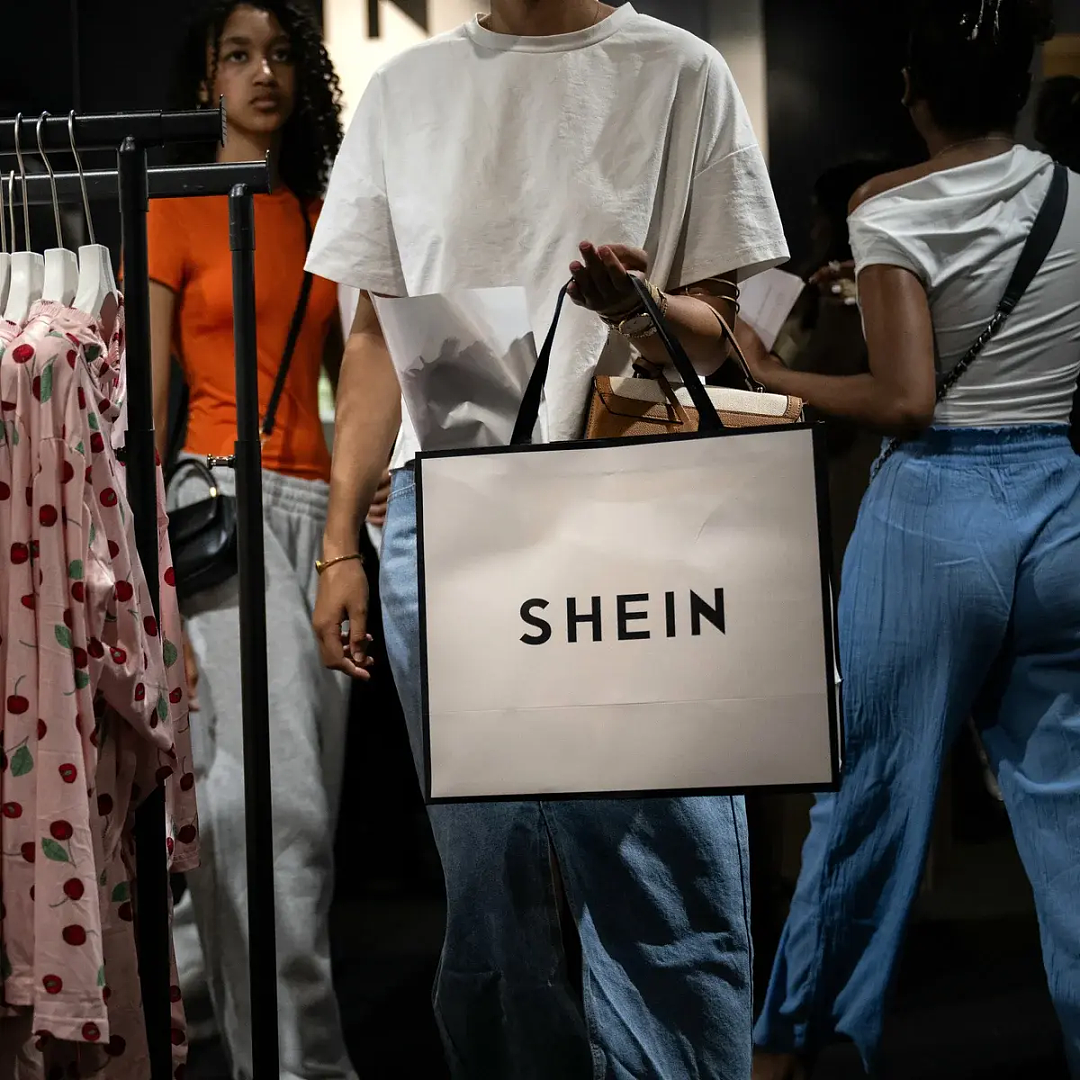 法国人被中国品牌出海整破防?一边顾客排队抢购,另一边抗议者高喊廉价可耻?(组图) - 10