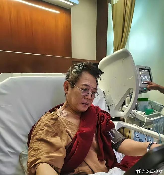 李连杰脱衣辟谣换心脏传闻，与年初憔悴状态形成鲜明对比（视频/组图） - 4
