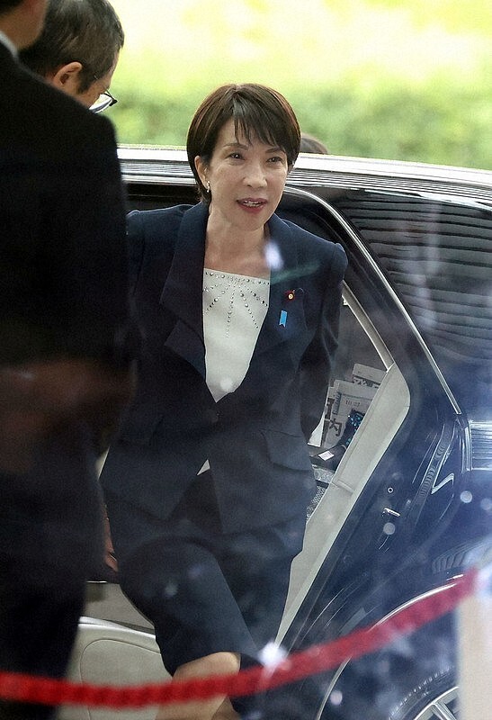 跌破眼镜！日本首相高市早苗无特权：下班回家后亲手做家务，还得自己剪头发（组图） - 4