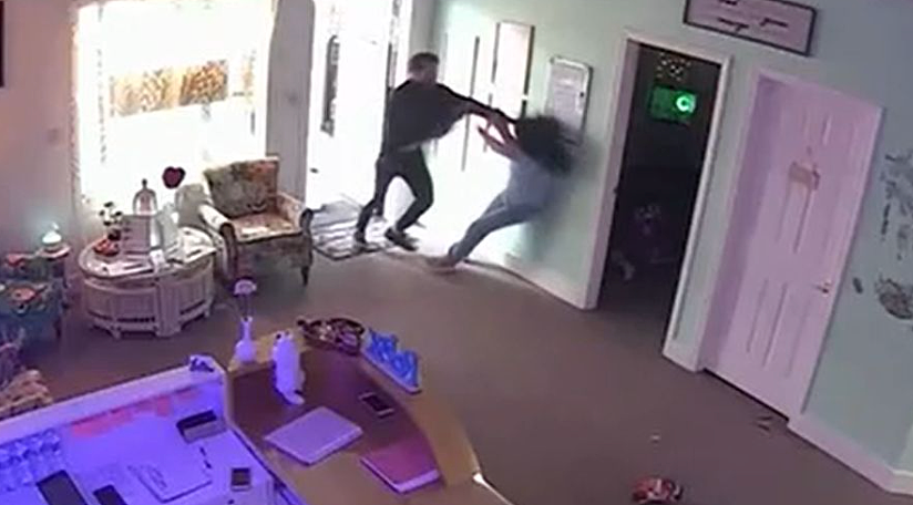 “我非常懊恼没能杀死她们”!华人按摩店遭熟客行凶,两女员工重伤(组图) - 2