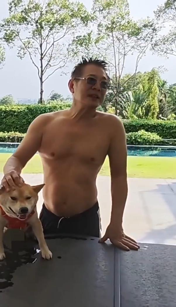 李连杰脱衣辟谣换心脏传闻，与年初憔悴状态形成鲜明对比（视频/组图） - 8