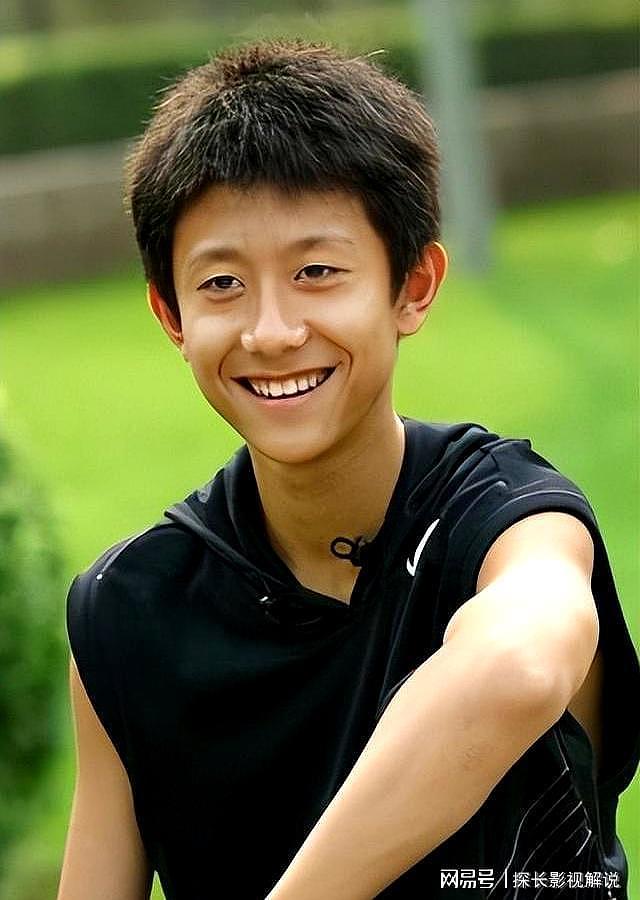 颜值不高演技来凑,33岁的张一山惊艳亮相,杨紫这次真得避嫌了(组图) - 5