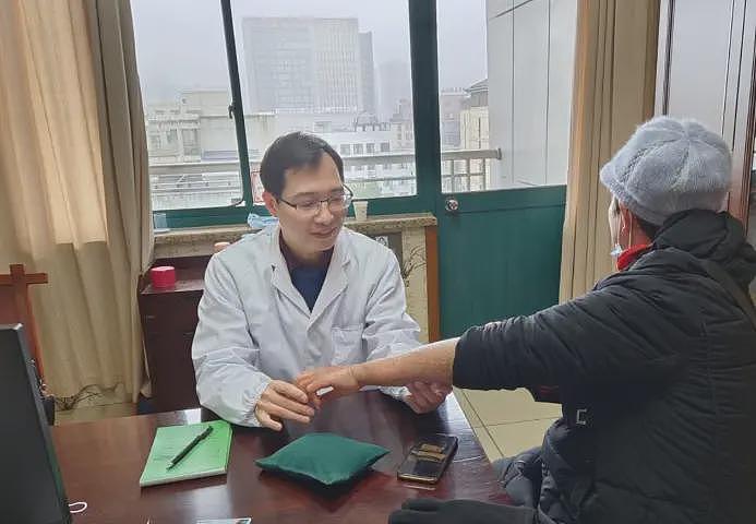 126斤小学生尿酸飙到440!医生:娃把奶茶当水喝(组图) - 2