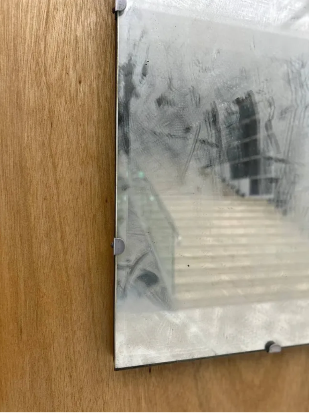 台湾志愿者卫生纸一擦，千万艺术品秒变镜子！网友：这波我站卫生纸（组图） - 2