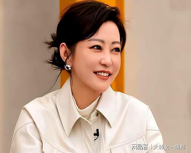 郝蕾暗讽辛芷蕾,不料辛芷蕾发长文回击,网友:内娱回到十年前了(组图) - 8