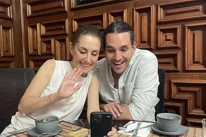 女总统差点被袭胸,惯犯色胆包天惹到她,算是踢到钢板了(组图) - 19