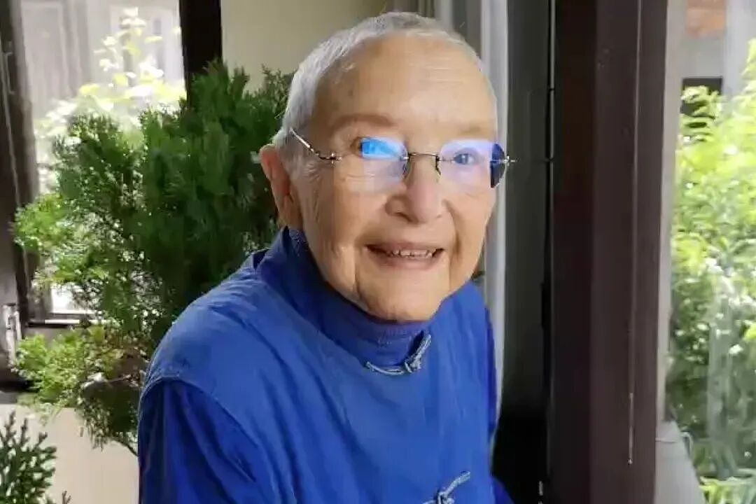 53岁考牛津，80岁出家：中国最敢说真话的顶级白富美，被封杀40年后，终于霸气回归（组图） - 40