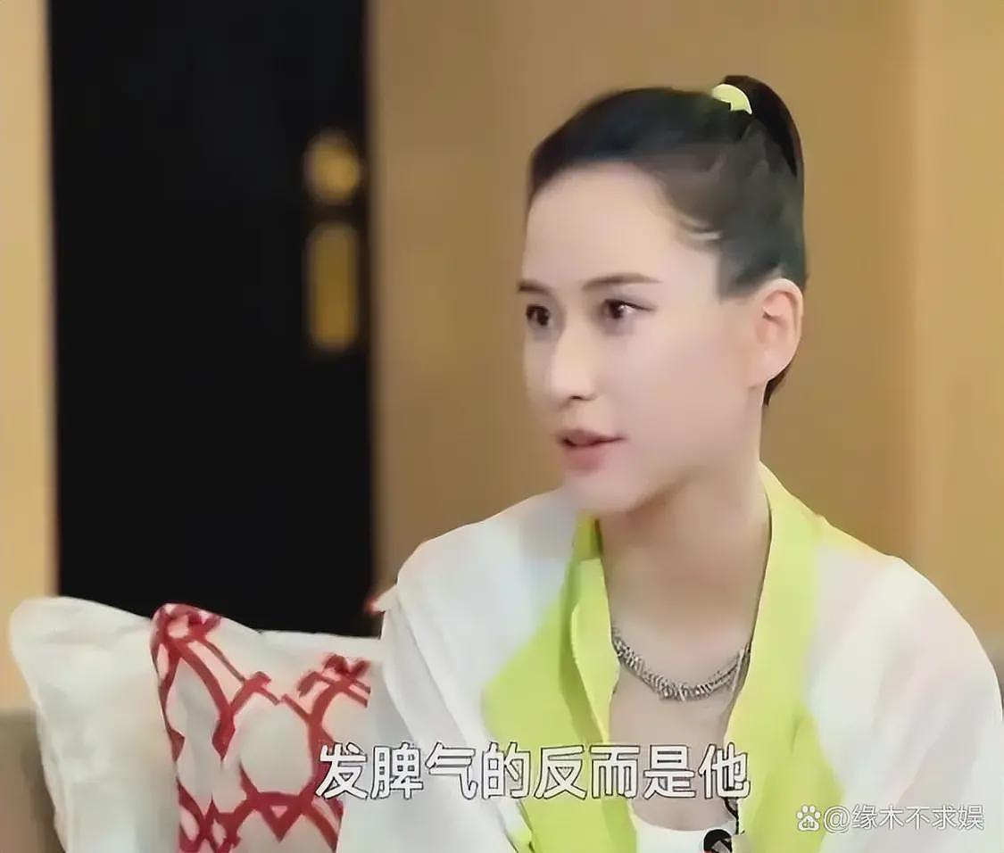 窦骁何超莲跑澳洲约会，餐厅接吻放得开，婚前高调婚后低调太反常（组图） - 11
