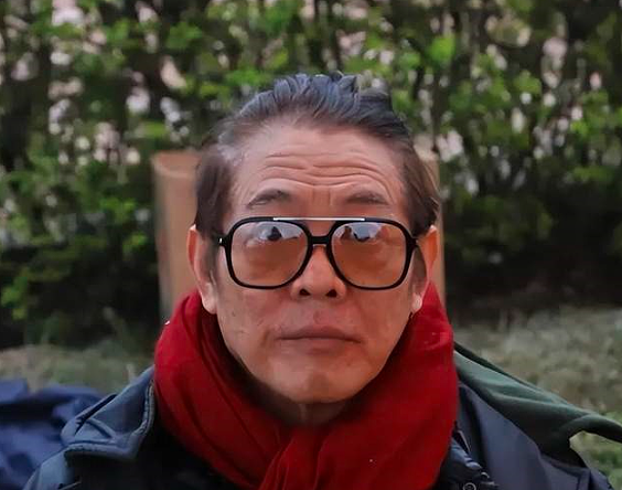 冲上热搜！62岁李连杰回春，引爆“换心”传闻，本人脱衣亲自回应（组图） - 7