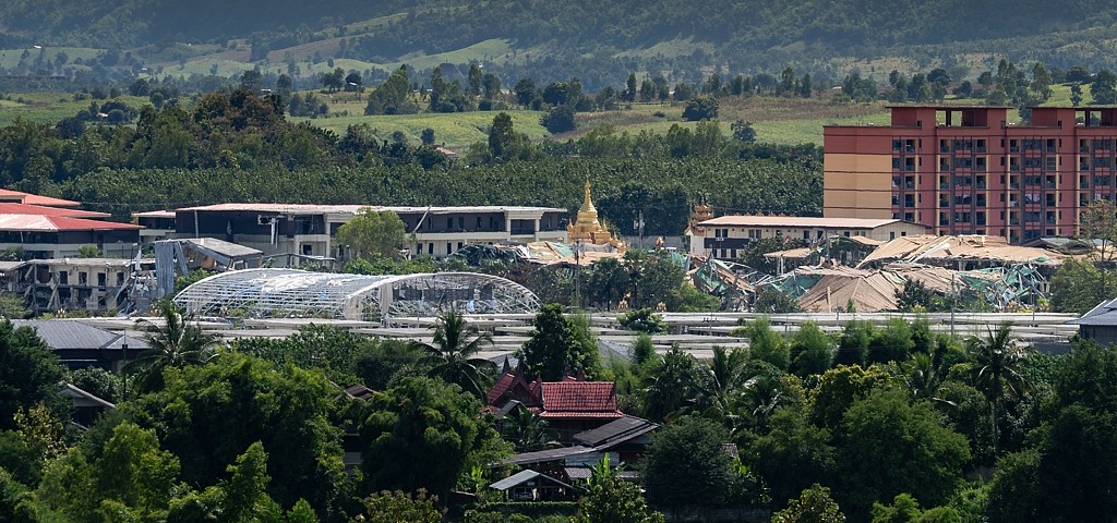 缅甸拆KK诈骗园区百栋建筑，医院健身房卡拉OK一应俱全（组图） - 1