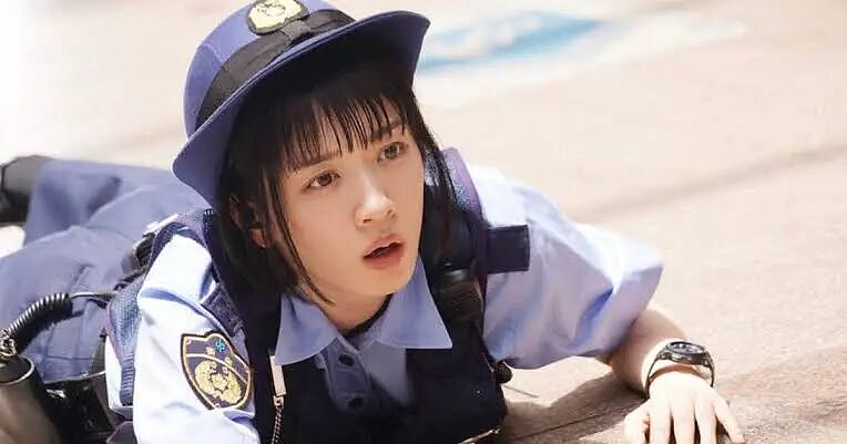 忍不住了:2名日本警察深夜值班在休息室发生“人与人的连接” (组图) - 12