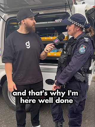 在昆州，当警察能拿多少工资？一线女警自爆薪资待遇，网友听完都怒了！（组图） - 2