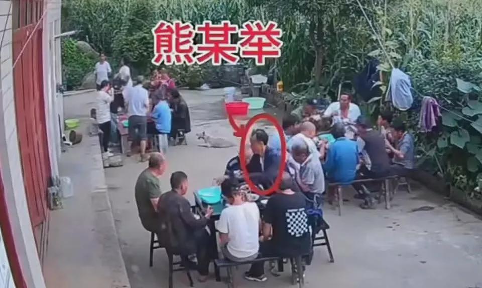 石缝埋尸案恐怖细节：杀人后竟淡定去被害人家吃饭（组图） - 8