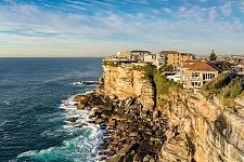 每日地产丨多个高价区房价下跌，Burwood中位价一年下降61万（组图）