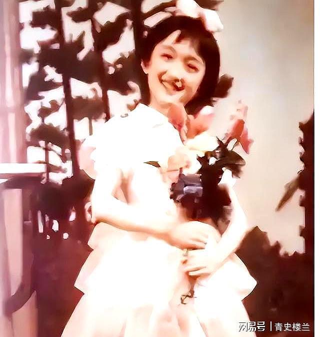 这一次，54岁不婚不育的杨钰莹，原来早已经上了另一条大道（组图） - 4