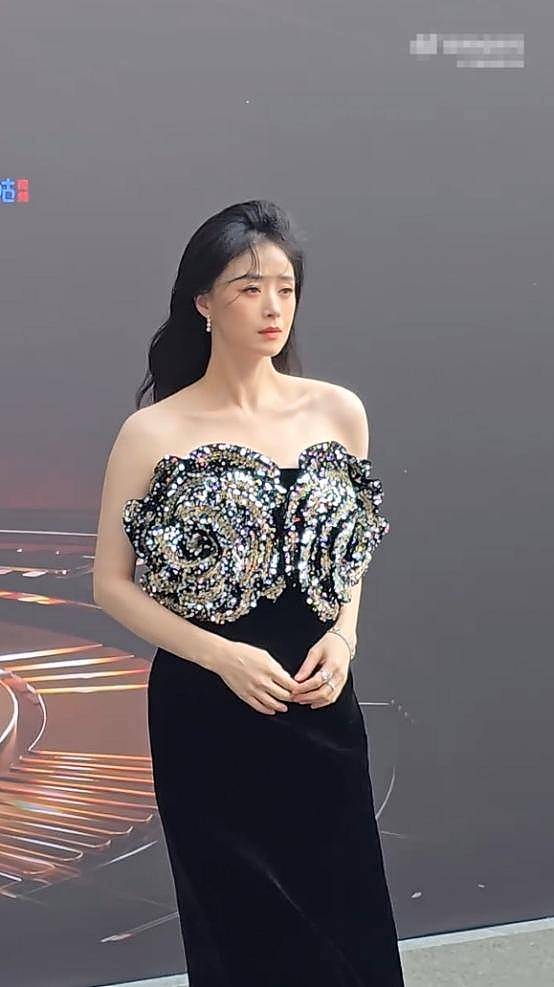 这一夜的红毯，女星们疲态土气，港台明星发挥失常（组图） - 4