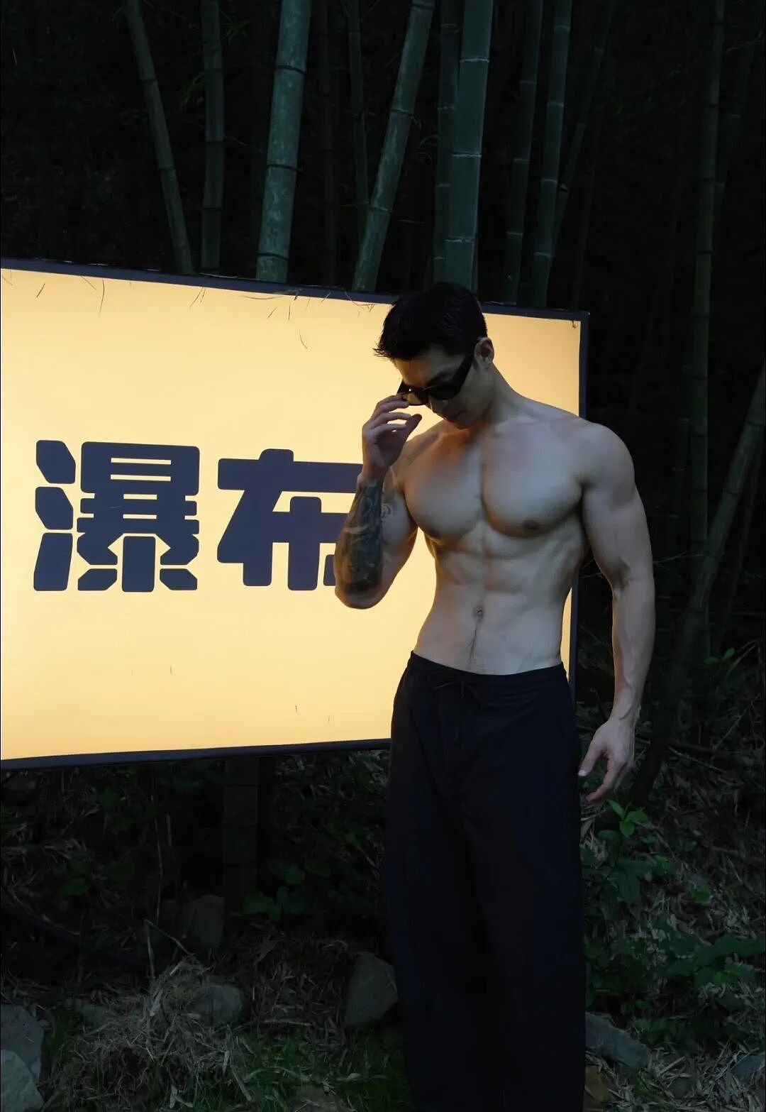 【帅哥】肌肉猛男类型人夫奶爸，网友辣评：看的直流口水...（组图） - 10