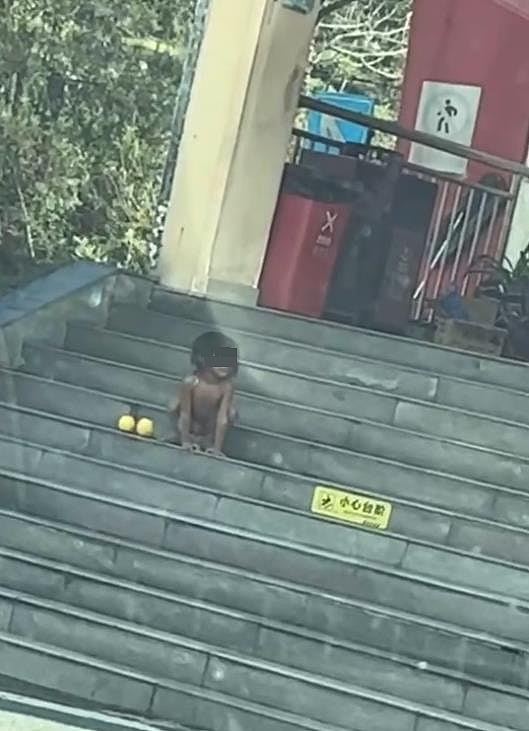 四川“野人小孩”风波:男童已习惯穿衣服,父母未参与邪教组织(组图) - 4