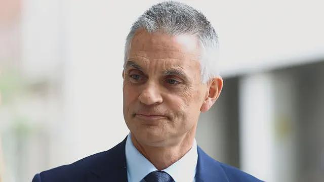 BBC总裁为何辞职?纪录片剪辑事件究竟怎么回事?(组图) - 1