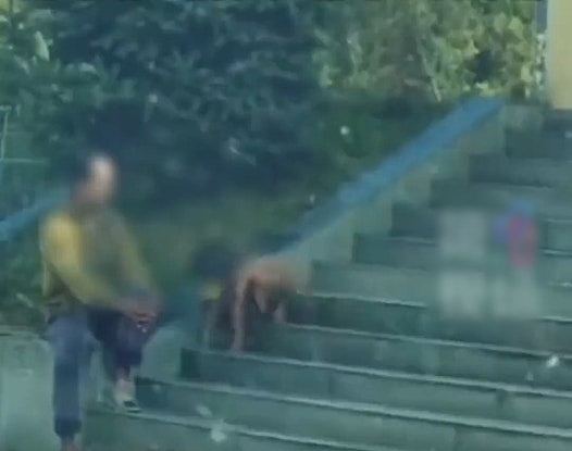 四川“野人小孩”风波:男童已习惯穿衣服,父母未参与邪教组织(组图) - 7