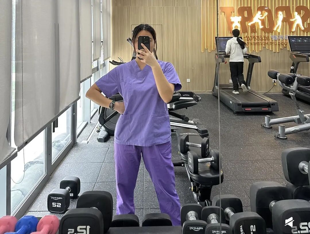 50元的外卖工服,把中产三宝的体面戳破了(组图) - 28