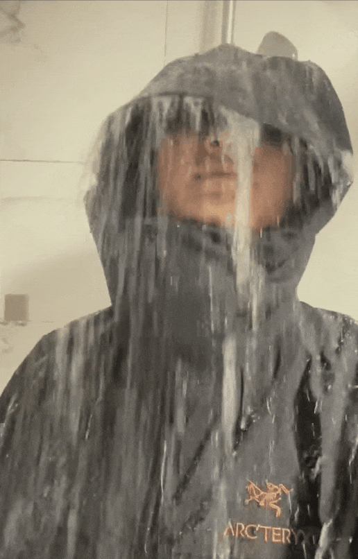 50元的外卖工服,把中产三宝的体面戳破了(组图) - 19