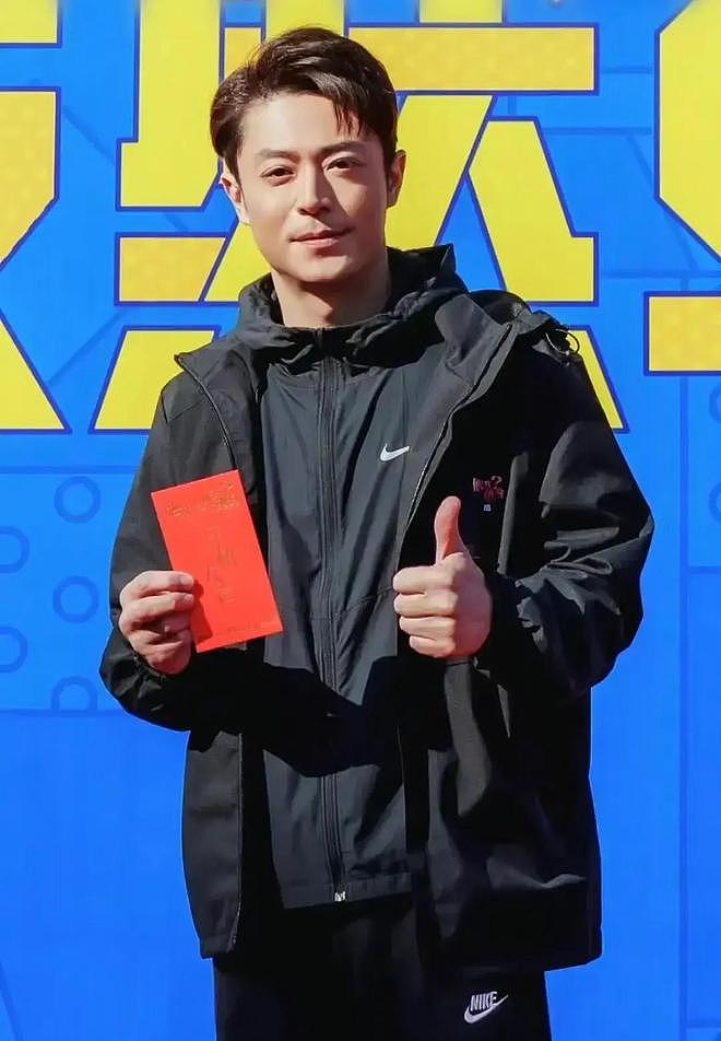 两地生活席卷贵圈,感情却没变?多位女星自曝分居,被迫还是通透(组图) - 31