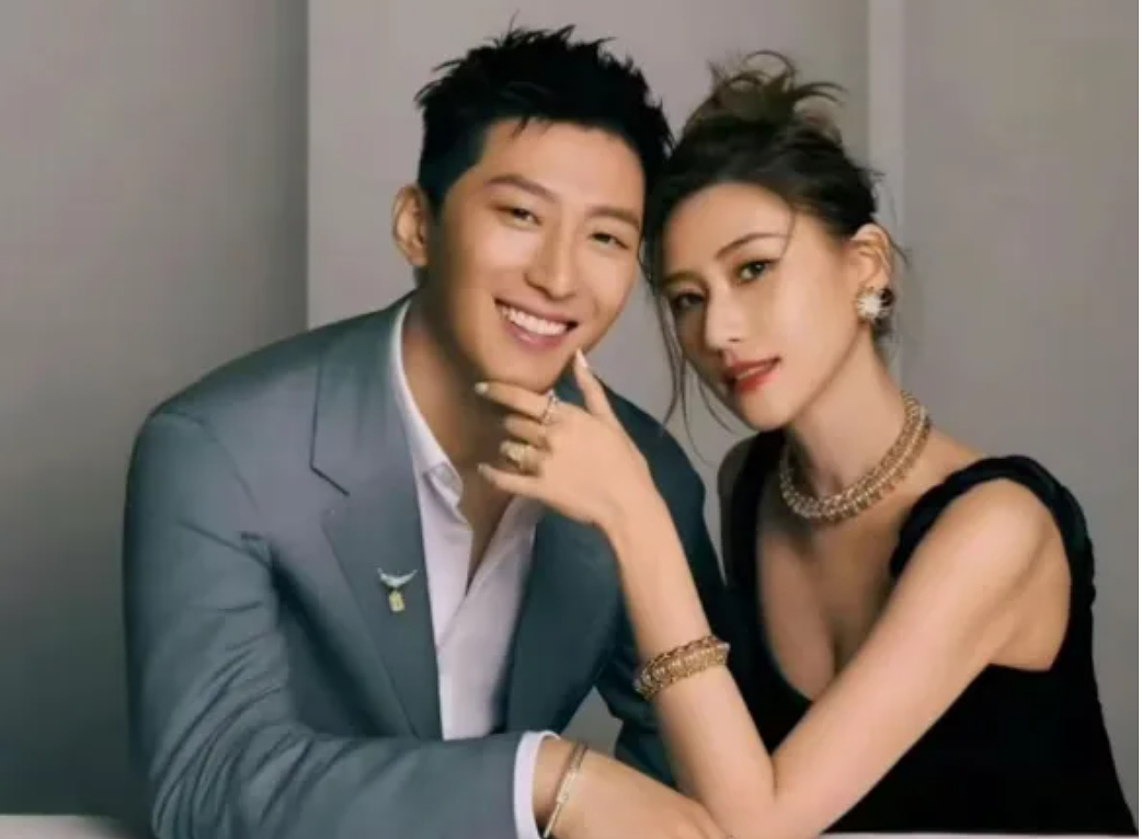 窦骁何超莲澳洲甜蜜度假，打脸婚变传闻！婚戒不离手力证情不变（组图） - 18