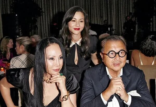 比邓文迪还狠！她离婚拿走亿万豪宅，光古董就5000w美金…（组图） - 21
