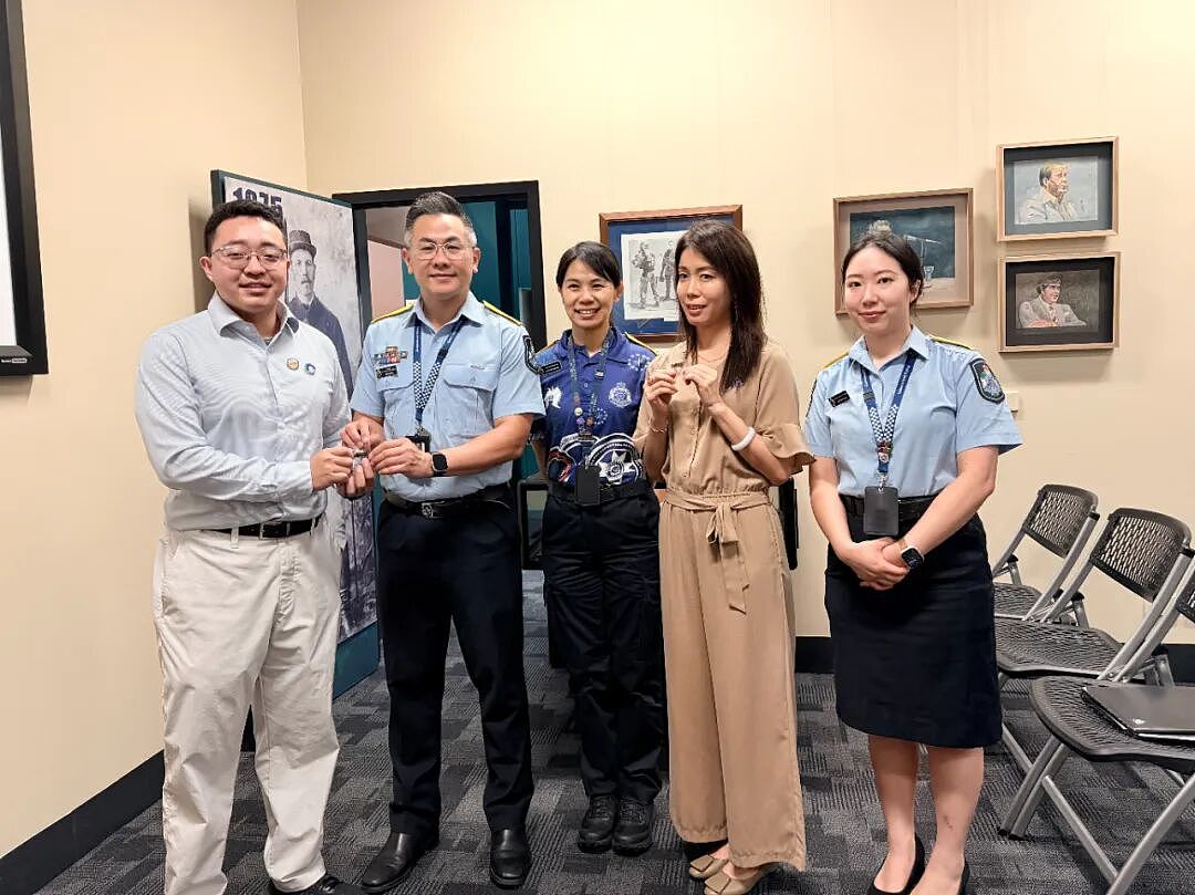 澳大利亚昆士兰潮汕商会及青年会代表参访昆士兰警察总部与警察博物馆(组图) - 9