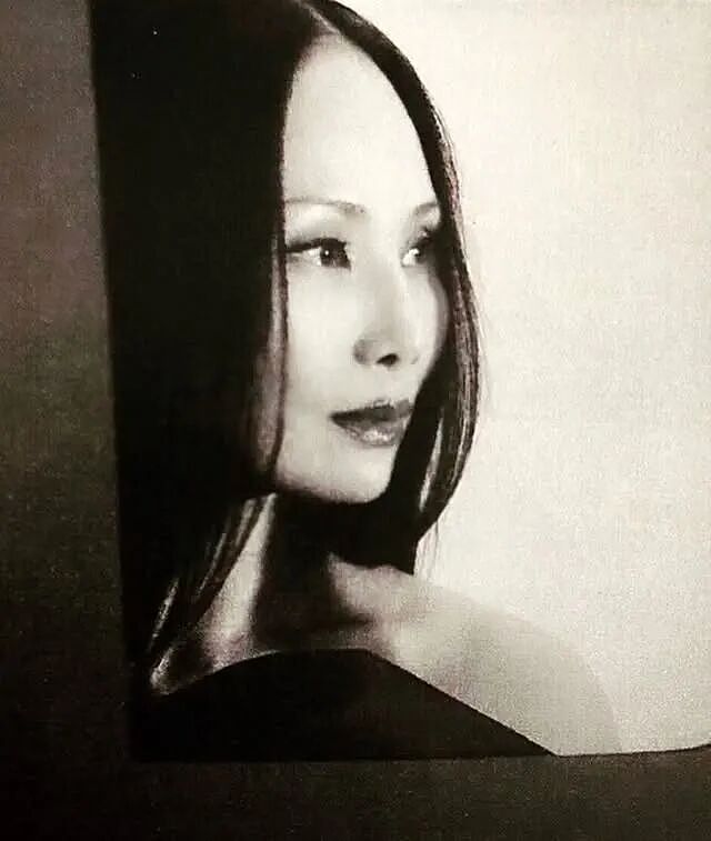 比邓文迪还狠！她离婚拿走亿万豪宅，光古董就5000w美金…（组图） - 10