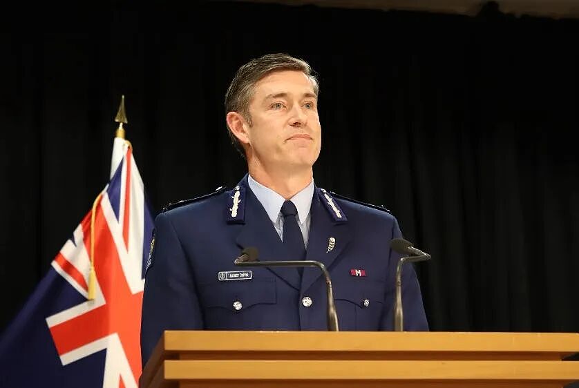 新西兰警界爆炸性丑闻:腐败、恋童、出轨!前高层全“翻车”,150页调查书揭露潜规则(组图) - 6