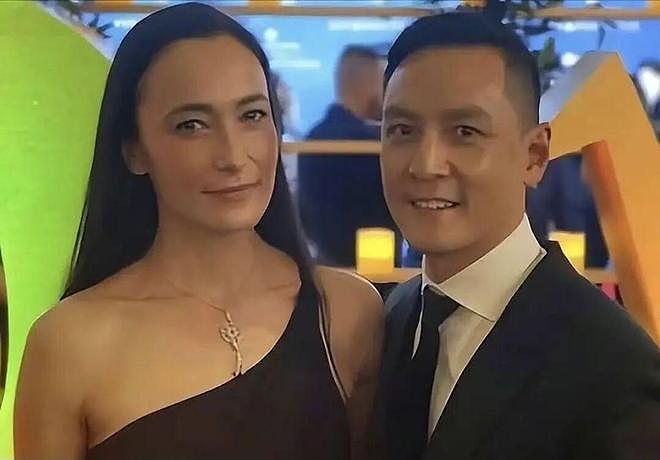 结婚14年后吴彦祖47岁妻子近照曝光，被网友吐槽（组图） - 2