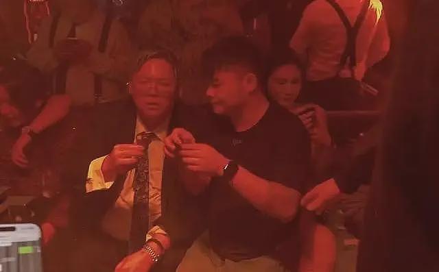 彻底没救了！向佑现身南昌酒吧，新交的女友又胖又颓，烟酒不离手（组图） - 12